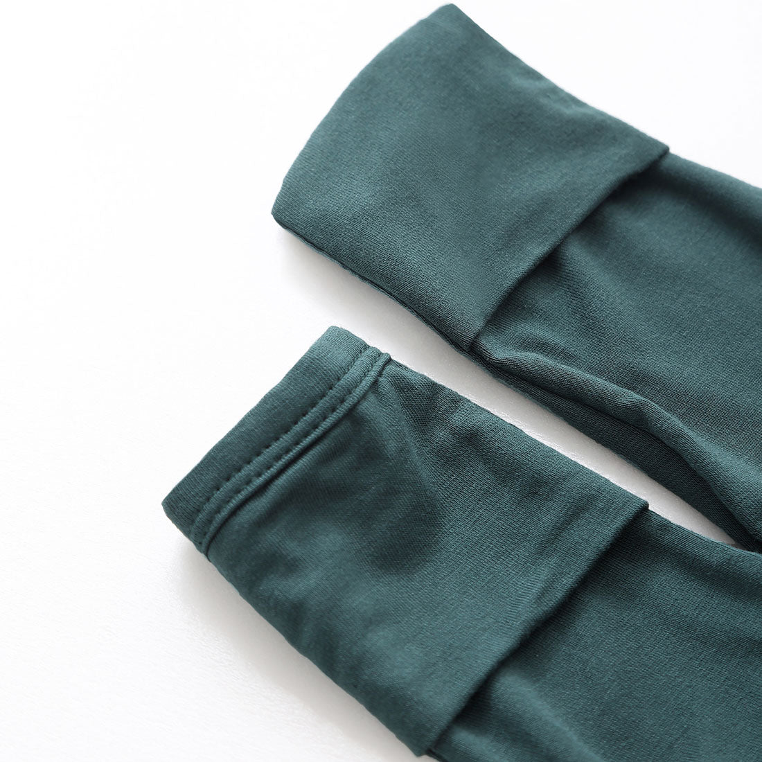 Bamboo Newborn Baby Knotted Gown and Hat Set Deep Green