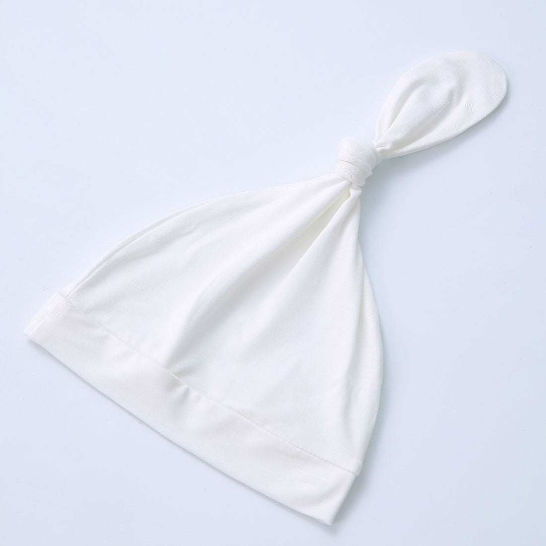 Bamboo Newborn Baby Knotted Gown and Hat Set White